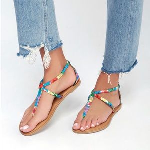 Lulu’s- Blue Tropical Print Sandals